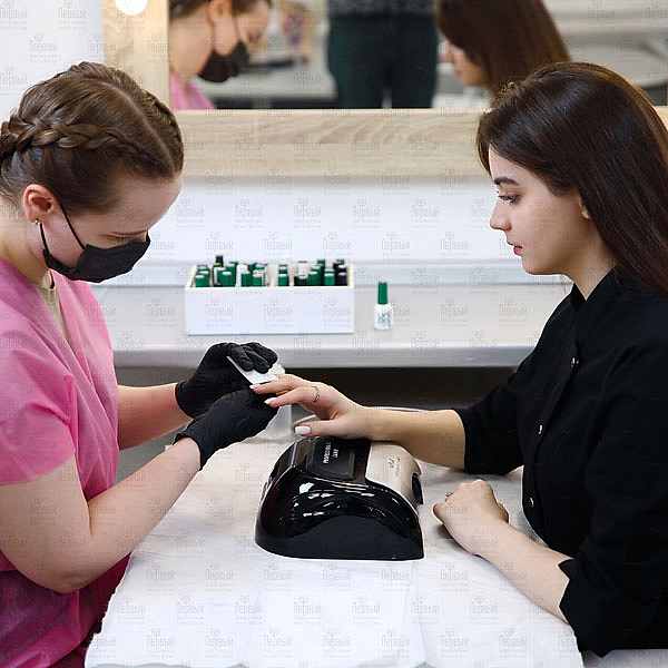 Мастер по наращиванию и художественному оформлению ногтей - дистанционное обучение Мастер по наращиванию и художественному оформлению ногтей - дистанционное обучение