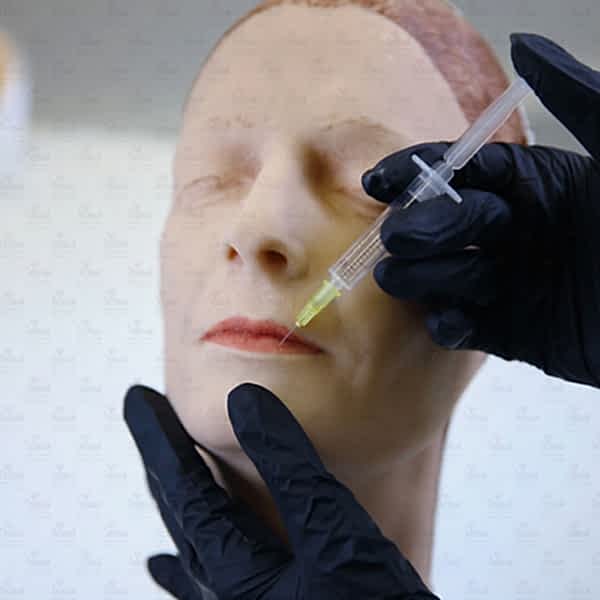 Контурная пластика губ. 18 баллов Контурная пластика губ. 18 баллов